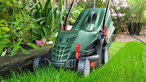 Газонокосарка мережева Bosch UniversalRotak 34-405