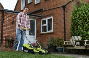 Газонокосарка мережева Ryobi RLM13E33S