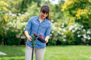 Тример садовий Bosch EasyGrassCut 23