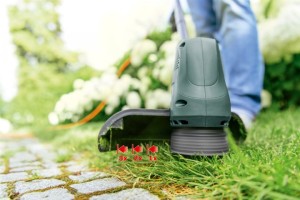 Тример садовий Bosch EasyGrassCut 26
