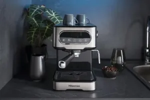 Кавоварка еспрессо HISENSE HESCM15DBK