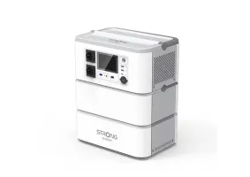 Портативна зарядна станція STRONG CP05ST-3000W