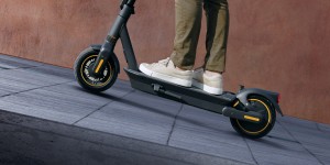 Електросамокат Segway-Ninebot MAX G2 E, чорний (AA.05.15.01.0003)
