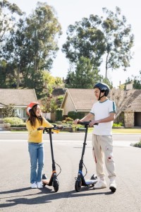 Електросамокат Segway-Ninebot дитячий C2 E, помаранчевий (AA.10.04.01.0013)