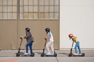 Електросамокат Segway-Ninebot дитячий C2 E, помаранчевий (AA.10.04.01.0013)